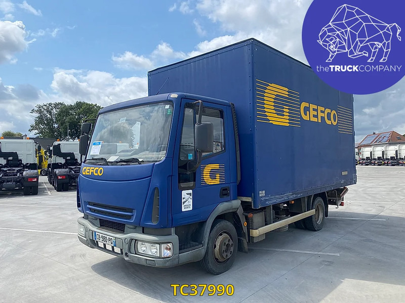 Iveco EUROCARGO - Autocarro furgonato: foto 1 Iveco EUROCARGO - Autocarro furgonato: foto 1