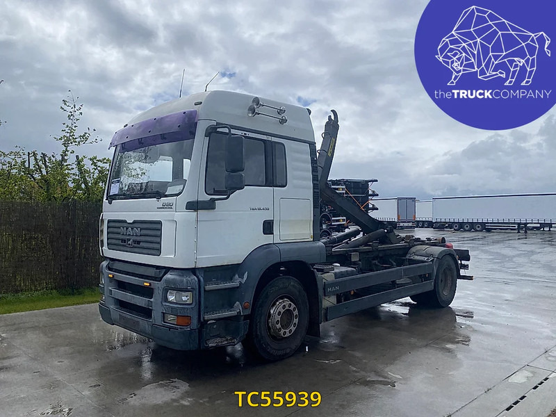 MAN TGA 430 - Autocarro portacontainer/ Caisse interchangeable: foto 1 MAN TGA 430 - Autocarro portacontainer/ Caisse interchangeable: foto 1