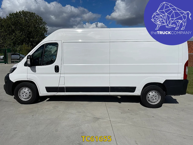 Peugeot Boxer 435 L3 H2 2.2 Blue HDI - Furgone chiuso: foto 2 Peugeot Boxer 435 L3 H2 2.2 Blue HDI - Furgone chiuso: foto 2