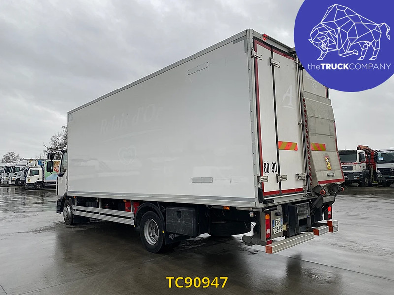 Renault D 210 - Autocarro frigorifero: foto 3 Renault D 210 - Autocarro frigorifero: foto 3
