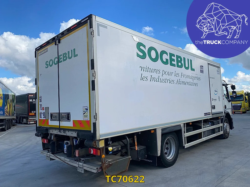 Renault D 320 - Autocarro furgonato: foto 4 Renault D 320 - Autocarro furgonato: foto 4