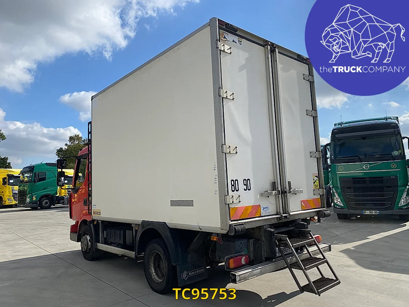 Renault Midlum 180 - Autocarro frigorifero: foto 3 Renault Midlum 180 - Autocarro frigorifero: foto 3