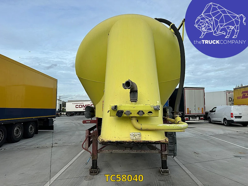 SPITZER - Semirimorchio cisterna: foto 2 SPITZER - Semirimorchio cisterna: foto 2