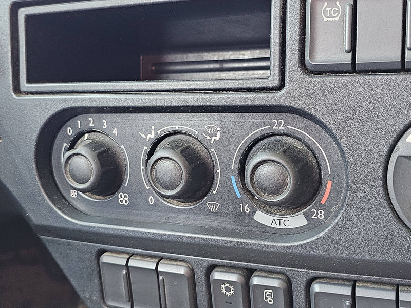 Camion centinato DAF CF 260 RIGHT SIDE CURTAINS: foto 13 Camion centinato DAF CF 260 RIGHT SIDE CURTAINS: foto 13