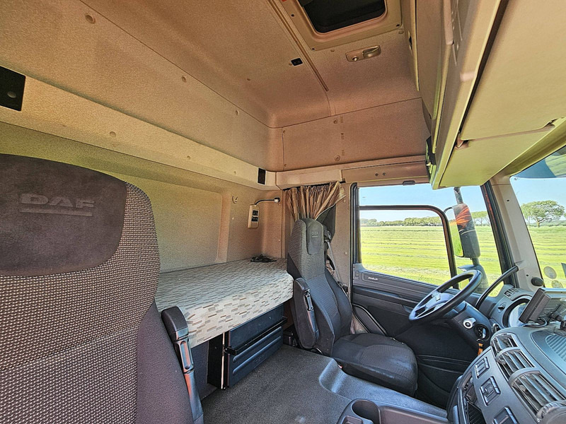 Camion centinato DAF CF 260 RIGHT SIDE CURTAINS: foto 15 Camion centinato DAF CF 260 RIGHT SIDE CURTAINS: foto 15