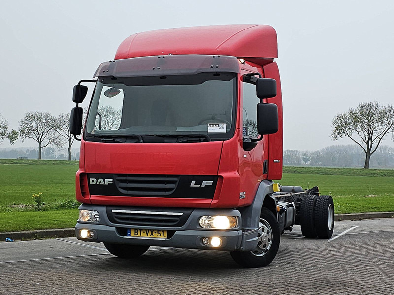 DAF LF 45.160 7.49T AIRCO WB 390 - Autocarro telaio: foto 1 DAF LF 45.160 7.49T AIRCO WB 390 - Autocarro telaio: foto 1