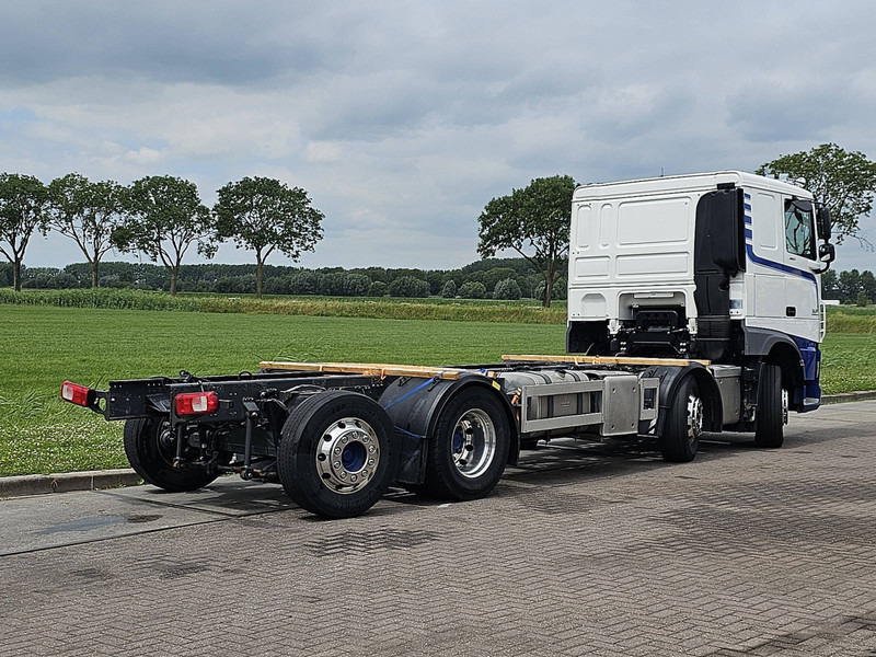 DAF XF 460 8X2 MAN. INT. ADR - Autocarro telaio: foto 3 DAF XF 460 8X2 MAN. INT. ADR - Autocarro telaio: foto 3