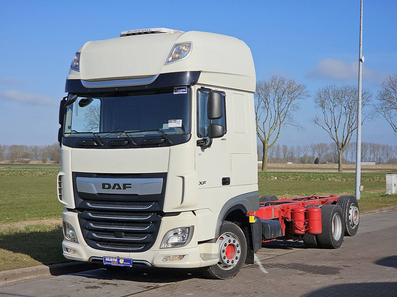 DAF XF 480 SSC 6X2 FAR INTARDER - Autocarro telaio: foto 2 DAF XF 480 SSC 6X2 FAR INTARDER - Autocarro telaio: foto 2