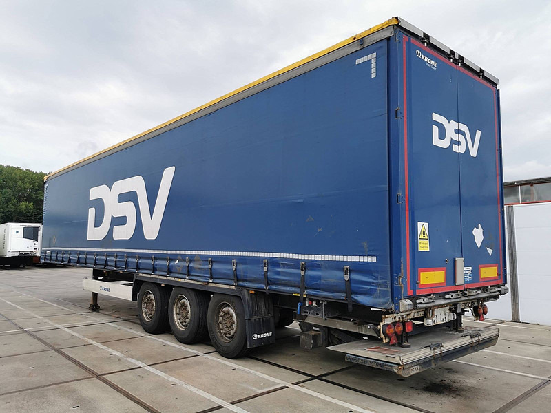 Krone SDP 02 BÄR 2 TONS TAILLIFT - Semirimorchio centinato: foto 5 Krone SDP 02 BÄR 2 TONS TAILLIFT - Semirimorchio centinato: foto 5