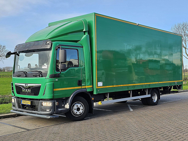 MAN 10.190 TGL TAILLIFT AIRCO - Autocarro furgonato: foto 2 MAN 10.190 TGL TAILLIFT AIRCO - Autocarro furgonato: foto 2