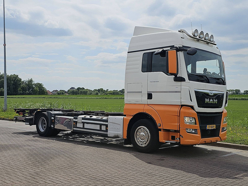 MAN 18.400 TGX XLX 4X2 2T LIFT INT. - Autocarro portacontainer/ Caisse interchangeable: foto 5 MAN 18.400 TGX XLX 4X2 2T LIFT INT. - Autocarro portacontainer/ Caisse interchangeable: foto 5