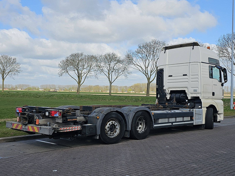 MAN 26.440 TGX XXL 6X2-4 STEER AXLE - Autocarro portacontainer/ Caisse interchangeable: foto 3 MAN 26.440 TGX XXL 6X2-4 STEER AXLE - Autocarro portacontainer/ Caisse interchangeable: foto 3