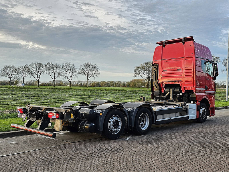 MAN 26.510 TGX GX 6X2 INTARDER - Autocarro portacontainer/ Caisse interchangeable: foto 3 MAN 26.510 TGX GX 6X2 INTARDER - Autocarro portacontainer/ Caisse interchangeable: foto 3