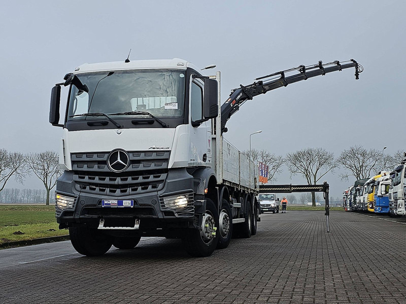 Mercedes-Benz AROCS 3240 HIAB 232ES5 - Autocarro con pianale/ Cassone fisso, Camion con gru: foto 1 Mercedes-Benz AROCS 3240 HIAB 232ES5 - Autocarro con pianale/ Cassone fisso, Camion con gru: foto 1