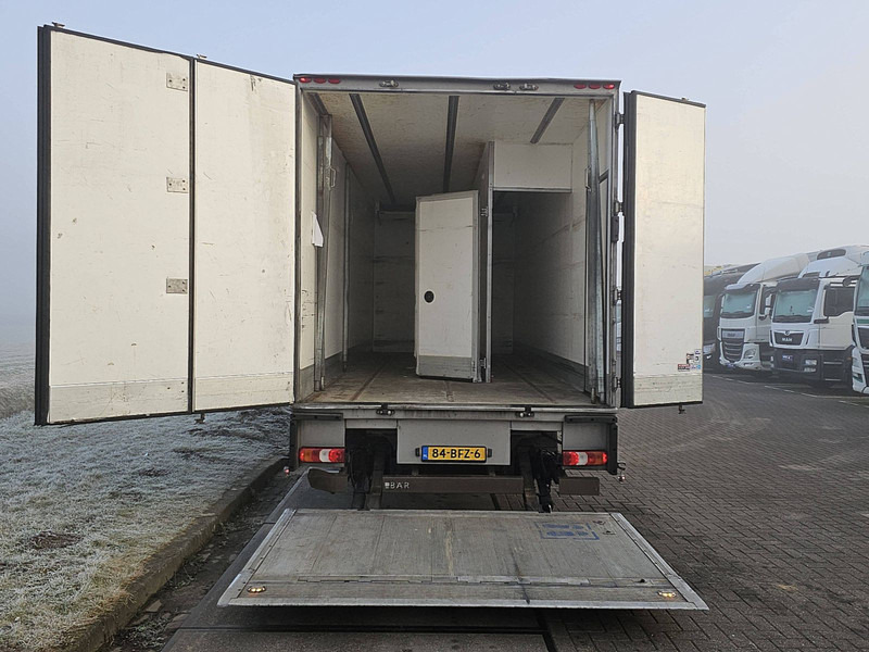 Autocarro frigorifero Mercedes-Benz ATEGO 1224 CARRIER TAILLIFT: foto 12