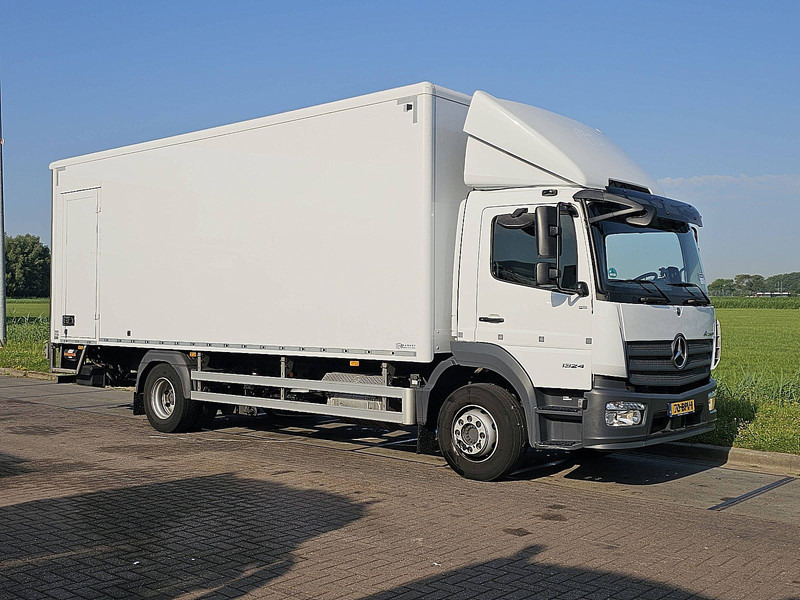 Mercedes-Benz ATEGO 1324 AIRCO LIFT SIDE DOOR - Autocarro furgonato: foto 5 Mercedes-Benz ATEGO 1324 AIRCO LIFT SIDE DOOR - Autocarro furgonato: foto 5