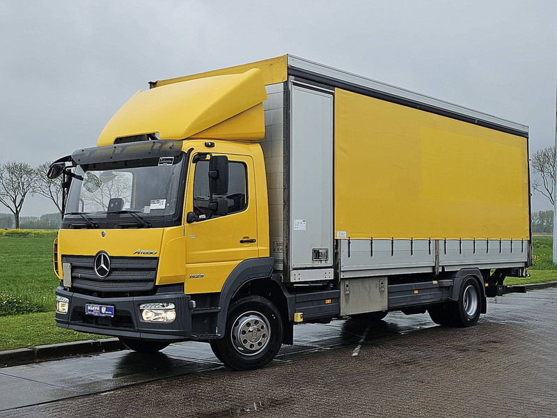 Mercedes-Benz ATEGO 1523 2T LIFT AIRCO 16T - Camion centinato: foto 2 Mercedes-Benz ATEGO 1523 2T LIFT AIRCO 16T - Camion centinato: foto 2