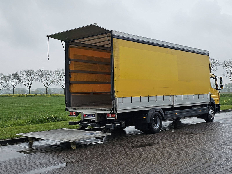 Mercedes-Benz ATEGO 1523 2T LIFT AIRCO 16T - Camion centinato: foto 3 Mercedes-Benz ATEGO 1523 2T LIFT AIRCO 16T - Camion centinato: foto 3