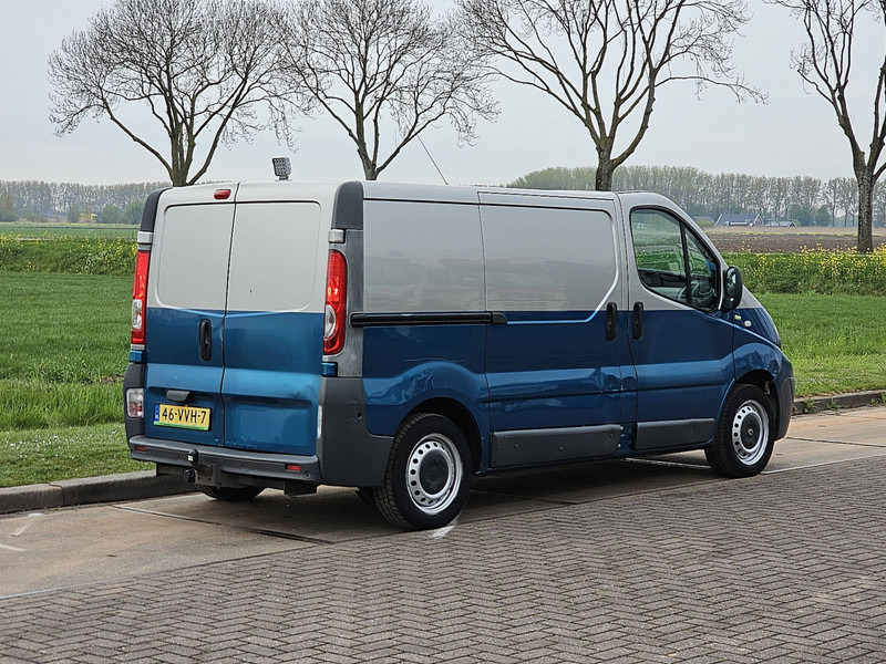 Renault Trafic 2.0 DCI L1H1 - Furgoncino: foto 3 Renault Trafic 2.0 DCI L1H1 - Furgoncino: foto 3