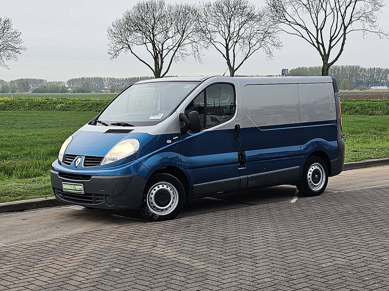Renault Trafic 2.0 DCI L1H1 - Furgoncino: foto 2 Renault Trafic 2.0 DCI L1H1 - Furgoncino: foto 2