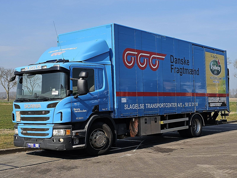 Scania P250 4X2MLB AIRCO WB 590 - Autocarro furgonato: foto 2 Scania P250 4X2MLB AIRCO WB 590 - Autocarro furgonato: foto 2