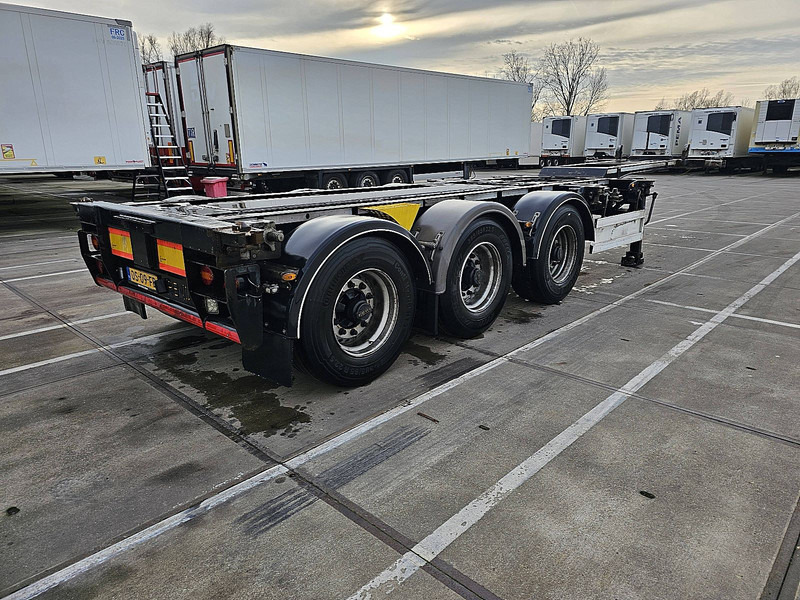 Renders EURO 800 - Semirimorchio: foto 2 Renders EURO 800 - Semirimorchio: foto 2