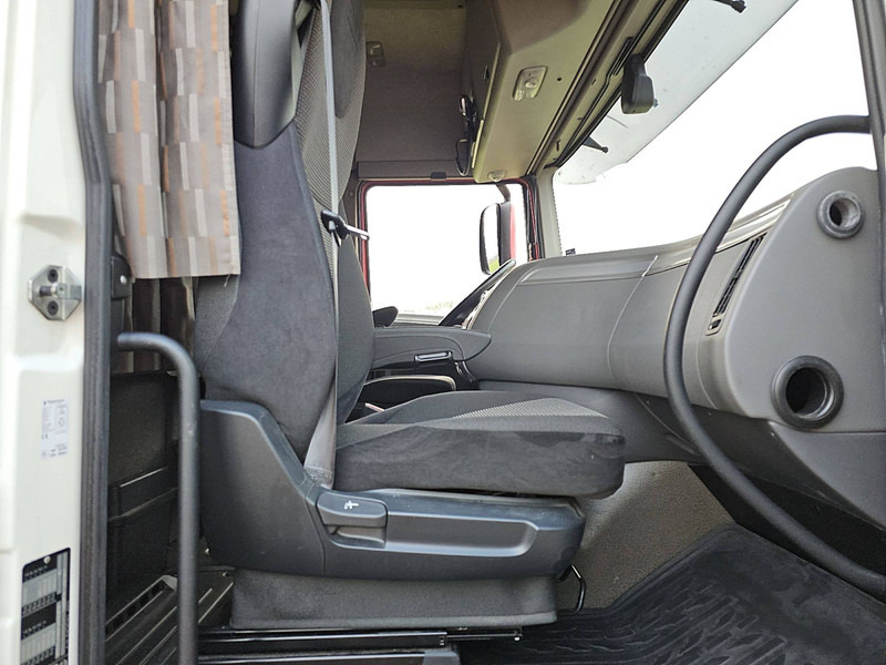 Trattore stradale DAF XF 440 SSC SKIRTS 581TKM: foto 7