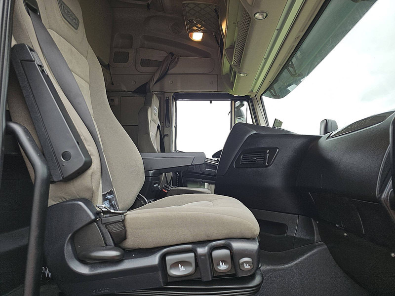 Trattore stradale Iveco AS440S40 STRALIS LNG: foto 7