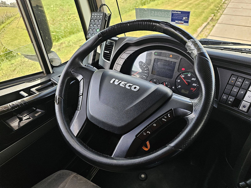 Trattore stradale Iveco AS440S40 STRALIS LNG: foto 10 Trattore stradale Iveco AS440S40 STRALIS LNG: foto 10