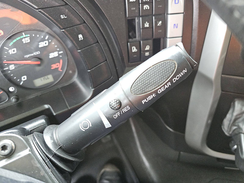 Trattore stradale Iveco AS440S40 STRALIS LNG: foto 13