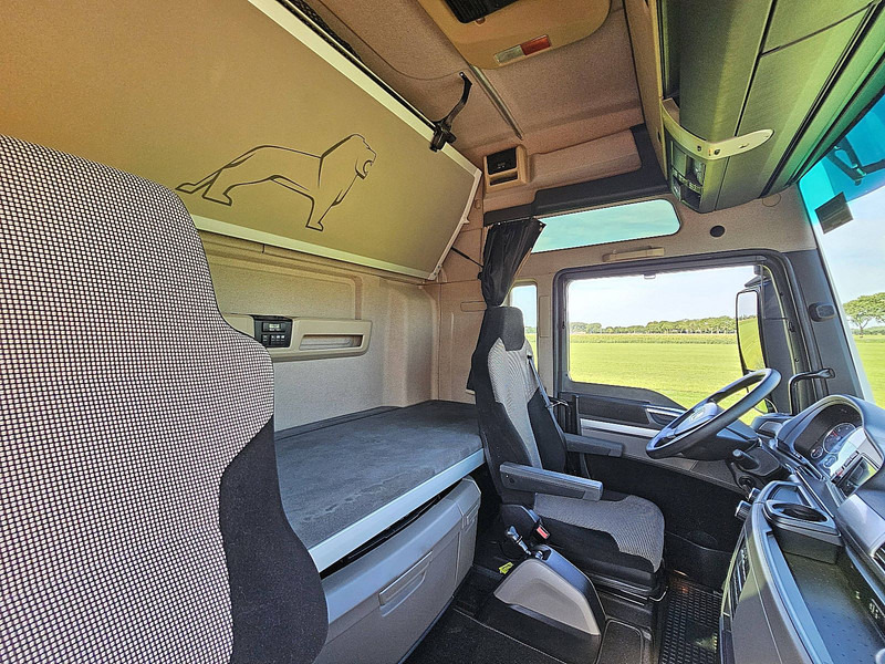 Trattore stradale MAN 26.500 TGX XXL 6X2/4 INTARDER: foto 16 Trattore stradale MAN 26.500 TGX XXL 6X2/4 INTARDER: foto 16