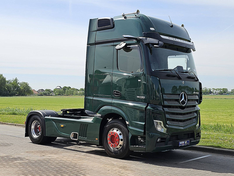 Mercedes-Benz ACTROS 1863 GIGA SOLOSTAR ADR - Trattore stradale: foto 5 Mercedes-Benz ACTROS 1863 GIGA SOLOSTAR ADR - Trattore stradale: foto 5