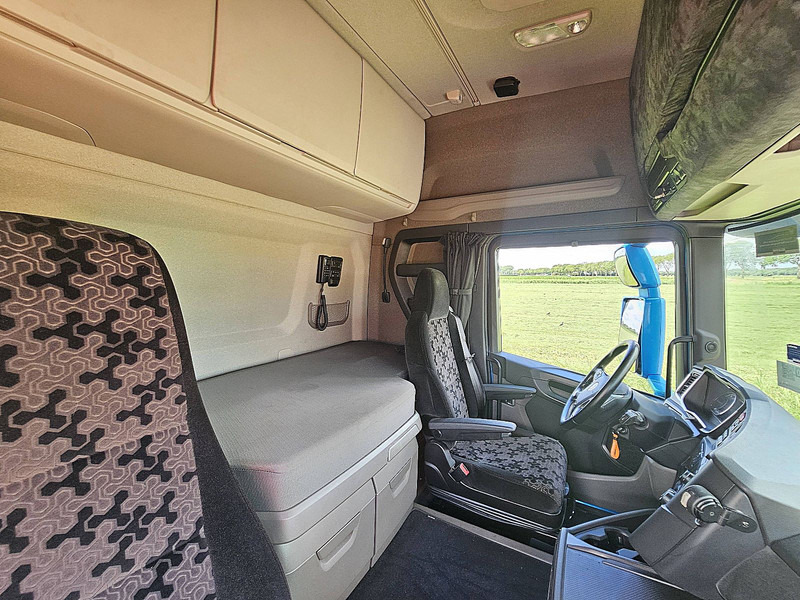 Trattore stradale Scania R410 LNG GAS FULL AIR: foto 15