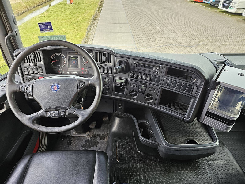Foto d'interni 1: Trattore stradale Scania R480 HL 6X2/4 PDE ADBLUE