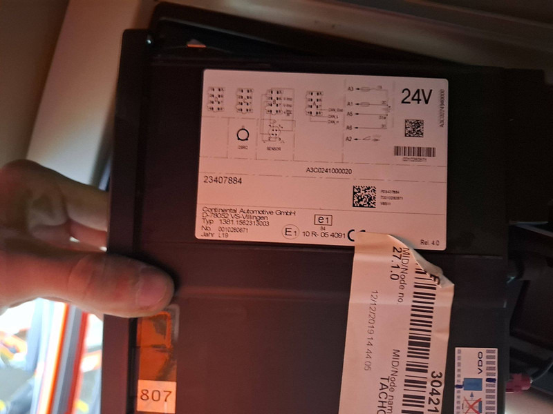Trattore stradale Volvo FH 460 I-SAVE ALCOA'S XENON: foto 18