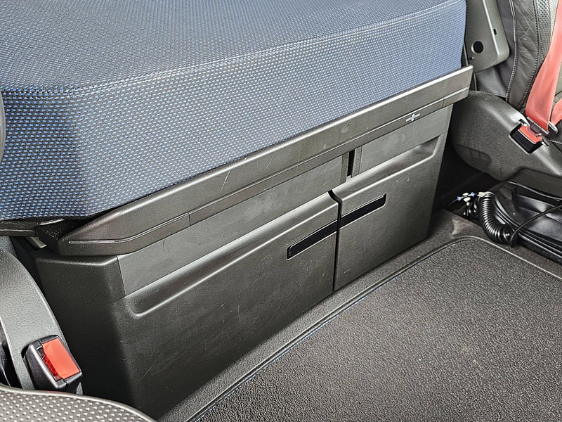 Leasing di Volvo FH 500 FH5 6X2 STEERED PTO Volvo FH 500 FH5 6X2 STEERED PTO: foto 12