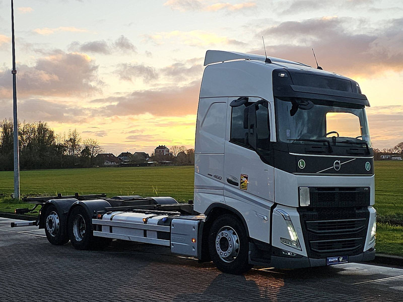 Volvo FH 460 - Autocarro portacontainer/ Caisse interchangeable: foto 5 Volvo FH 460 - Autocarro portacontainer/ Caisse interchangeable: foto 5