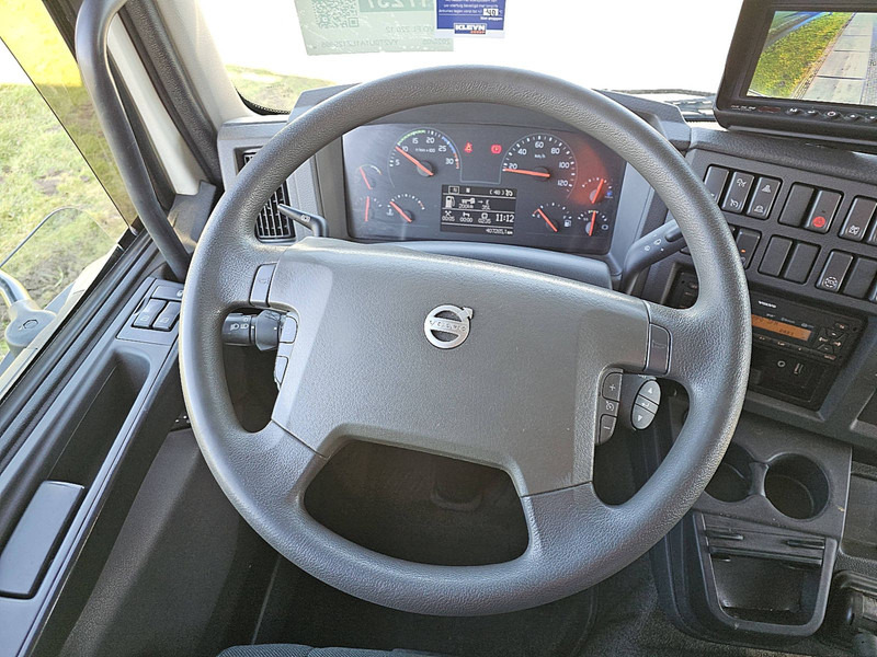 Autocarro furgonato Volvo FL 220.12 AIRCO LIFT SIDE DOOR: foto 10