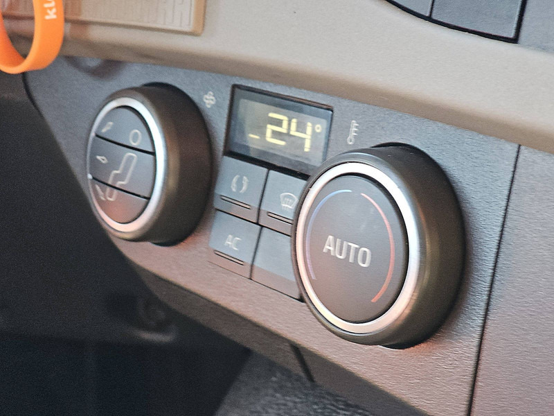 Leasing di Volvo FM 330 6X2 FRIGOBL. LIFT Volvo FM 330 6X2 FRIGOBL. LIFT: foto 13