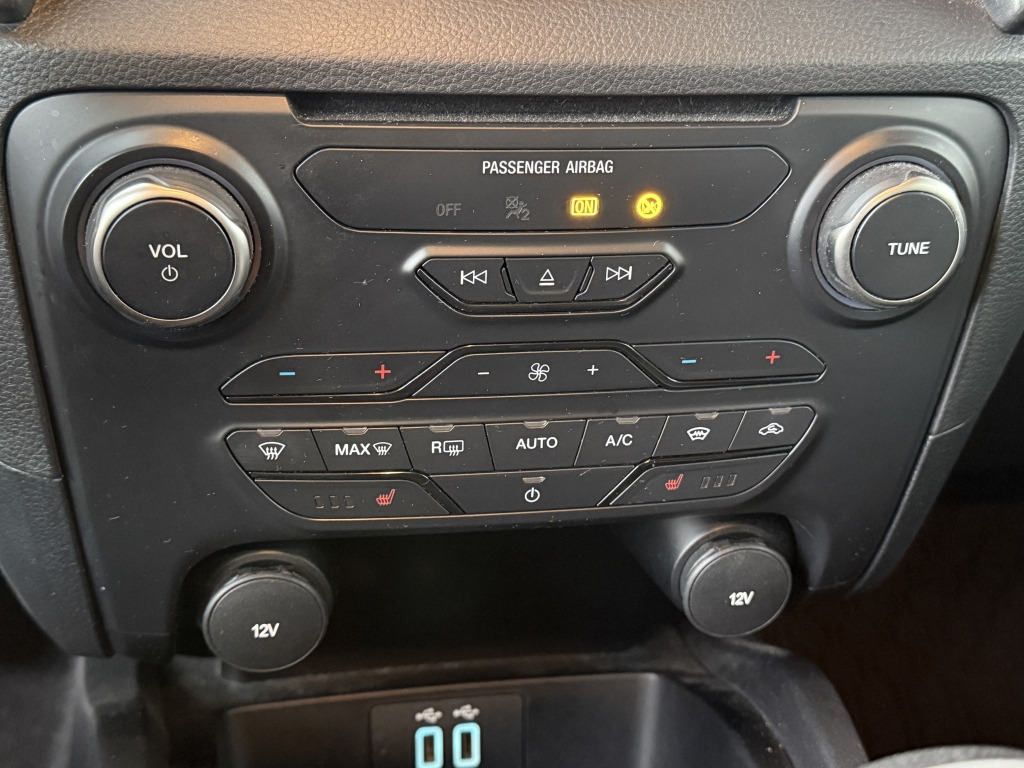 Ford Ranger 2.0L Ecoblue Raptor DoKa 4x4 Standheizung - Furgone con cassone fisso, Furgone doppia cabina: foto 3 Ford Ranger 2.0L Ecoblue Raptor DoKa 4x4 Standheizung - Furgone con cassone fisso, Furgone doppia cabina: foto 3