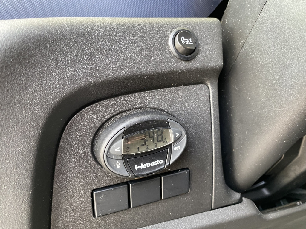 Iveco Daily 65C21 3,6m P+P+LBW Klima Automat. Webasto - Furgone centinato: foto 4 Iveco Daily 65C21 3,6m P+P+LBW Klima Automat. Webasto - Furgone centinato: foto 4