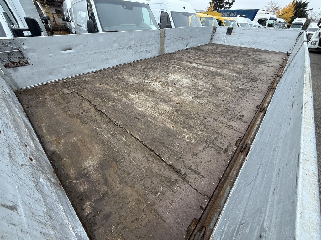 Iveco Daily 70C17 MAXI 4,35Rdst5,25mPritsche Euro5 EEV - Furgone con cassone fisso: foto 5 Iveco Daily 70C17 MAXI 4,35Rdst5,25mPritsche Euro5 EEV - Furgone con cassone fisso: foto 5