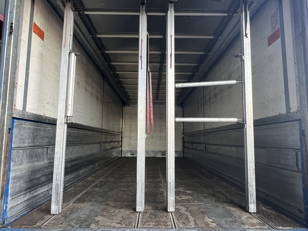 Mercedes-Benz Axor 1833 7m Koffer 2x Schwenkwand LBW Or.382'km - Autocarro trasporto di bevande: foto 2 Mercedes-Benz Axor 1833 7m Koffer 2x Schwenkwand LBW Or.382'km - Autocarro trasporto di bevande: foto 2