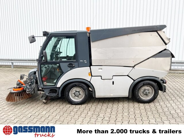 Hako Multicar Citymaster 2000 2B Kehrmaschine 4x2 - Spazzatrice stradale: foto 2 Hako Multicar Citymaster 2000 2B Kehrmaschine 4x2 - Spazzatrice stradale: foto 2
