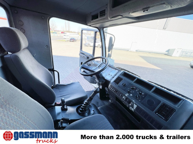 MAN 14.224 LAC 4x4 BB mit Kran Atlas 100.1 - Autocarro con pianale/ Cassone fisso, Camion con gru: foto 5 MAN 14.224 LAC 4x4 BB mit Kran Atlas 100.1 - Autocarro con pianale/ Cassone fisso, Camion con gru: foto 5