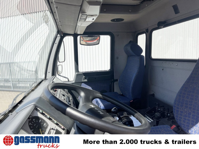 MAN 25/18.284 6x2-4 LL,Kran HMF 1113 K3, Funk, - Autocarro scarrabile, Camion con gru: foto 5 MAN 25/18.284 6x2-4 LL,Kran HMF 1113 K3, Funk, - Autocarro scarrabile, Camion con gru: foto 5