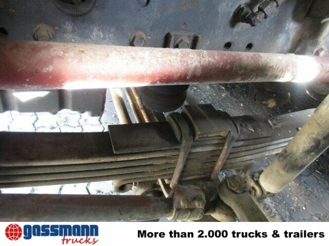 MAN 33.292 8x4 BB, 6-Zylinder - Betonpompa: foto 2 MAN 33.292 8x4 BB, 6-Zylinder - Betonpompa: foto 2