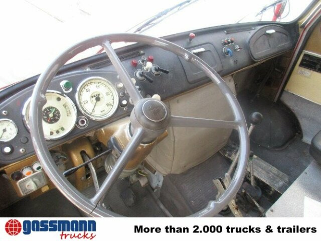 MAN 450 HALF TRO-TLF 16 - Autopompa: foto 4 MAN 450 HALF TRO-TLF 16 - Autopompa: foto 4