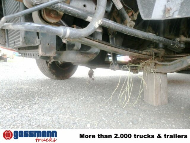 MAN L33 8.180 C 4x2, Unfallfahrzeug mit - Autocarro furgonato: foto 3 MAN L33 8.180 C 4x2, Unfallfahrzeug mit - Autocarro furgonato: foto 3