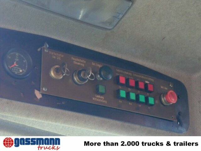 MAN M03 14.152 4x2, Schienenkehrmaschine - Spazzatrice stradale: foto 3 MAN M03 14.152 4x2, Schienenkehrmaschine - Spazzatrice stradale: foto 3